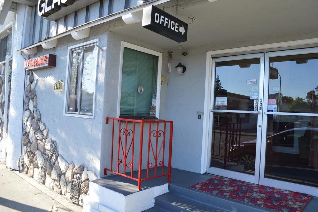 Glass Slipper Inn - Stanford Palo Alto Ngoại thất bức ảnh